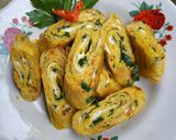 Foto langkah ke 5 dari resep Telur Gulung Pedass.