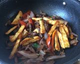 Foto del paso 2 de la receta: Lomo saltado
