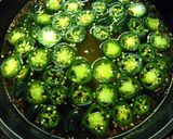 Foto del paso 3 de la receta: Jalapeños caramelizados (caramelos de cowboy)