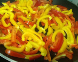 Foto del paso 1 de la receta: Pajeles con pimientos