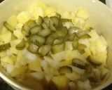 Foto del paso 3 de la receta: Ensalada fría de patata y pepinillos