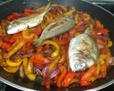Foto del paso 5 de la receta: Pajeles con pimientos