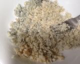 Foto del paso 2 de la receta: Crema de cabrales al vino blanco