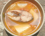 Foto langkah ke 6 dari resep Sup Ikan Kue Seger.