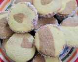 Foto del paso 7 de la receta: Alfajores caseritos para la tarde ☕🥧