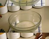 Foto langkah ke 3 dari resep Bolu Kukus Labu.
