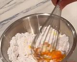 A picture of step 8 of Pumpkin donuts.