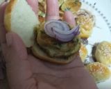 A picture of step 4 of One bite burger.