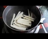 फ्रेंच फ्राईझ (french fries recipe in marathi) रेसिपी स्टेप 2 फोटो 