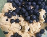 Foto del passaggio 2 della ricetta Biscotti screpolati ai mirtilli