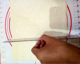 Foto langkah ke 1 dari resep Banana Strudel.