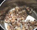 Foto del paso 2 de la receta: Gyozas mar y montaña 🥟🥟🥢🥢