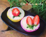 Hình bước làm 5 của món Mini strawberry cheesecakes