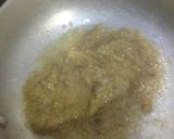 A picture of step 1 of Cream of Mushroom Soup With Spinach-Methi Egg Sandwich.