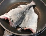 Foto del paso 2 de la receta: Dorada a la Donostiarra o (Dorada a la espalda con refrito)