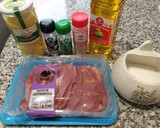 Foto del paso 1 de la receta: Filetes de contramuslo de pavo con papas al horno