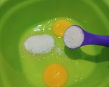Foto langkah ke 1 dari resep Bolu Pisang Kukus (takaran sendok).