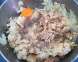 Foto del paso 5 de la receta: Tortitas de patatas con pollo