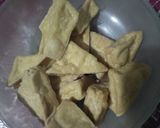 Foto langkah ke 2 dari resep Goreng Patin Cabe Hijau.