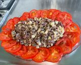 Une image de l'étape 8 de Salade de betteraves et tomates au saumon fumé.