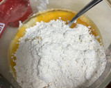 Foto del paso 2 de la receta: Bizcocho de manzana fácil en freidora de Aire