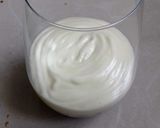 A picture of step 3 of Lemon biscuit yogurt parfait.
