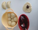 Foto langkah ke 2 dari resep Pastel isi Coklat.