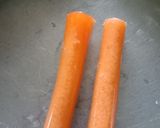 Foto langkah ke 3 dari resep Permen jelly gulung.