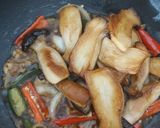 Foto langkah ke 3 dari resep Tumis Jamur King Oyster.