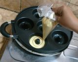 Foto langkah ke 6 dari resep Donat panggang.