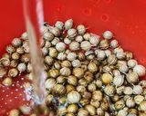 Foto del paso 1 de la receta: Infusión de semillas de coriandro 🍵 Infusión de semillas de cilantro 🌱