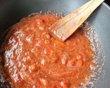Une image de l'étape 3 de Compotée rhubarbe fraises vanillée.
