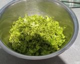 Foto del paso 1 de la receta: Buñuelos de lechuga