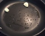 Foto del paso 1 de la receta: Arroz blanco con huevo y tomate