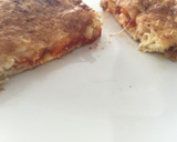 Foto del paso 4 de la receta: Tortilla de tomate frito con queso 