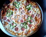 A picture of step 7 of Easy Thin-Crust Pizza with Tortillas.