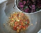 A picture of step 3 of Lal saag sabji.