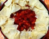 A picture of step 6 of Apple pie in phyllo dough.