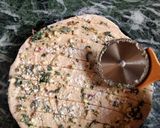 A picture of step 5 of Garlic Paratha.