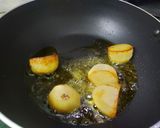 A picture of step 3 of Chicken Kosha.