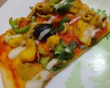صورة لخطوة 6 من وصفة بيتزا الشاورما بصلصة الطماطم 🍅🍕
