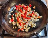 Foto del paso 2 de la receta: Wok de cerdo y yamaní