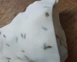 A picture of step 3 of Khati meethi aloo samosa chat.