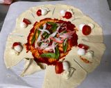 A picture of step 3 of Star Pizza.