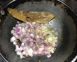 A picture of step 1 of Aaloo in Palak Gravy.