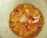 A picture of step 1 of Crispy onion potato.