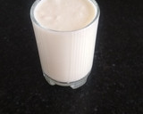 A picture of step 4 of Banana dates smoothy.