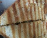 वेज चीज़ ग्रील सैंडविच(Veg cheese griled sandwich recipe in hindi) रेसिपी चरण 5 फोटो