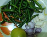 Foto langkah ke 2 dari resep Iwak Karing Sambal Ijo.