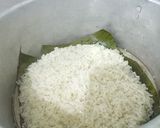 Foto langkah ke 2 dari resep Lemper Ayam aroma Pandan.